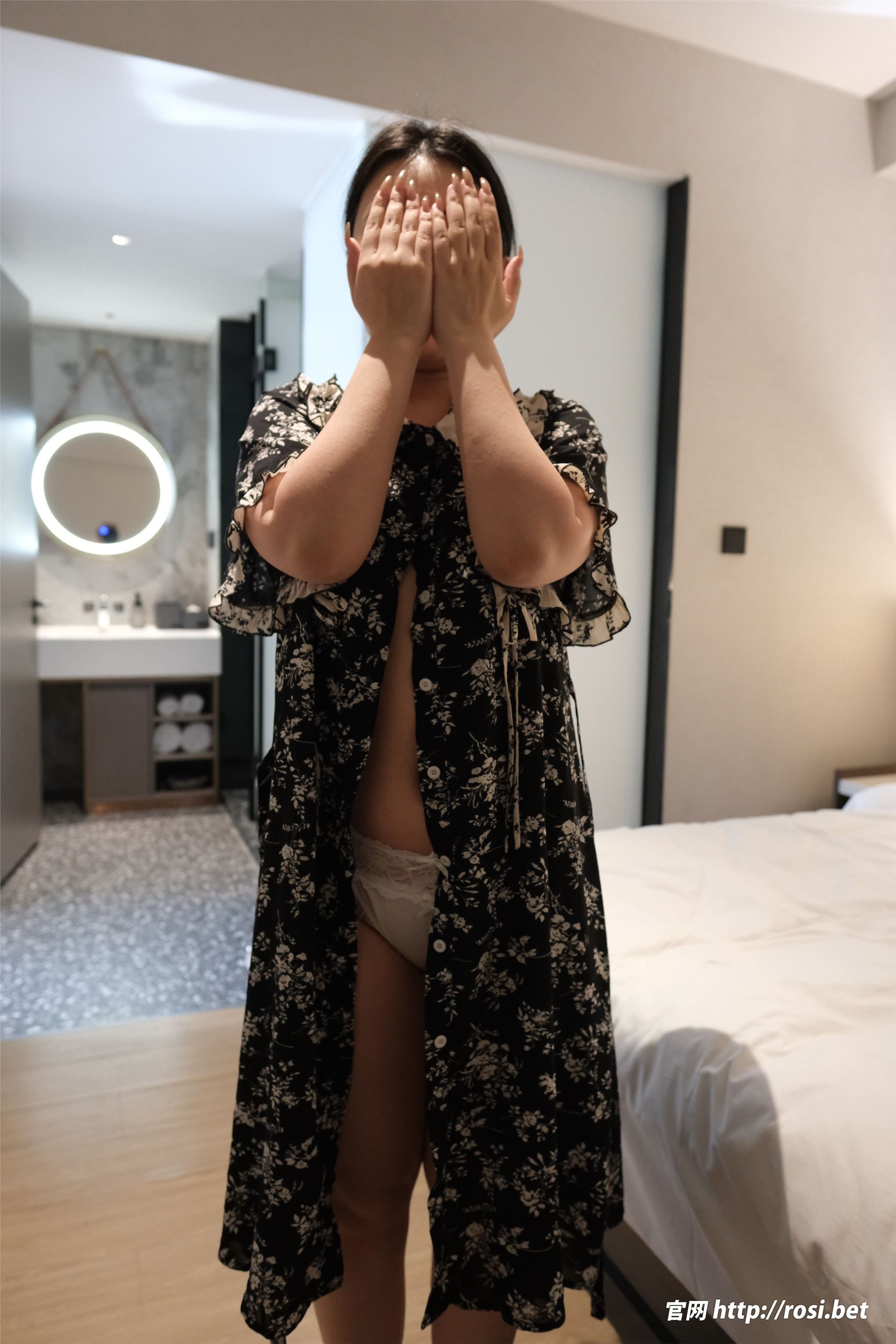 ROSI写真 2026.03.04 NO.5203